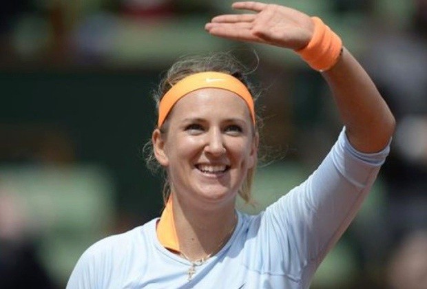 Azarenka estreou com vitória sobre espanhola, mas teve dificuldades em fazer 2 sets a 1, em Cincinnati