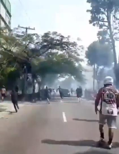 Membros das organizadas se confrontaram antes do clássico deste sábado (2)