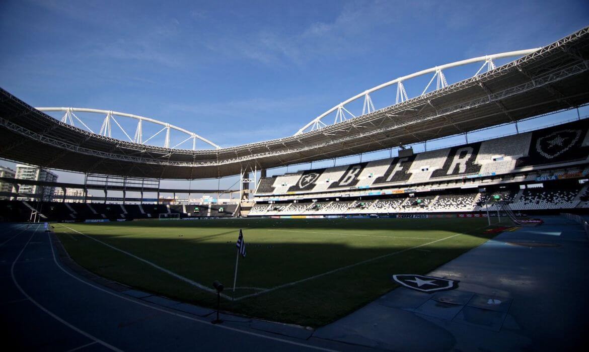 Botafogo e América se enfrentam no Engenhão