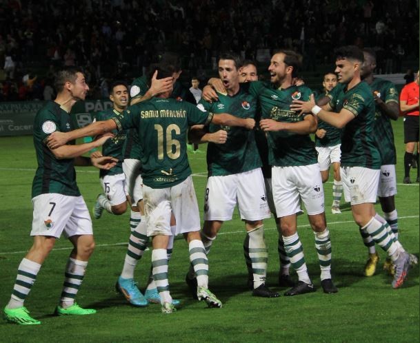 Cacareño e Girona se enfrentam pela Copa do Rei