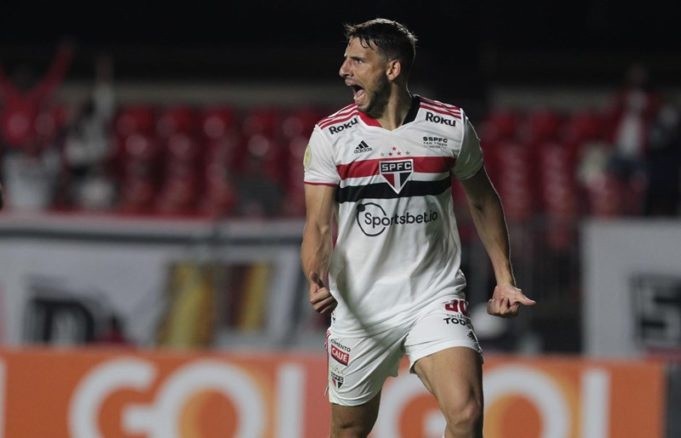 Atacante argentino do São Paulo Jonathan Calleri