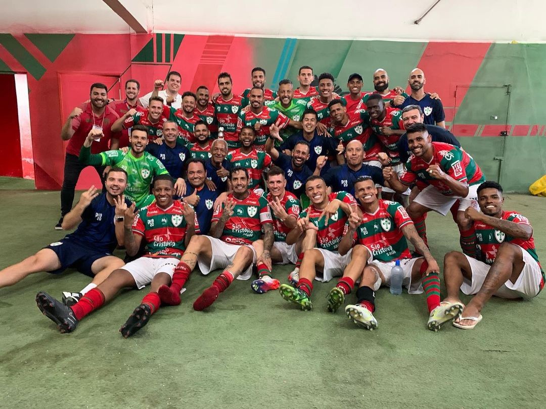 Jogadores comemoraram bastante o triunfo