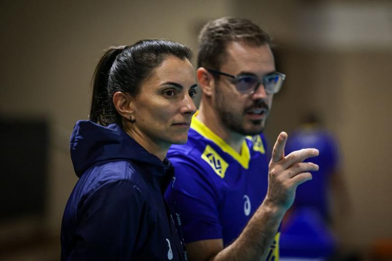 Carla Di Pierro trabalha com a seleção masculina