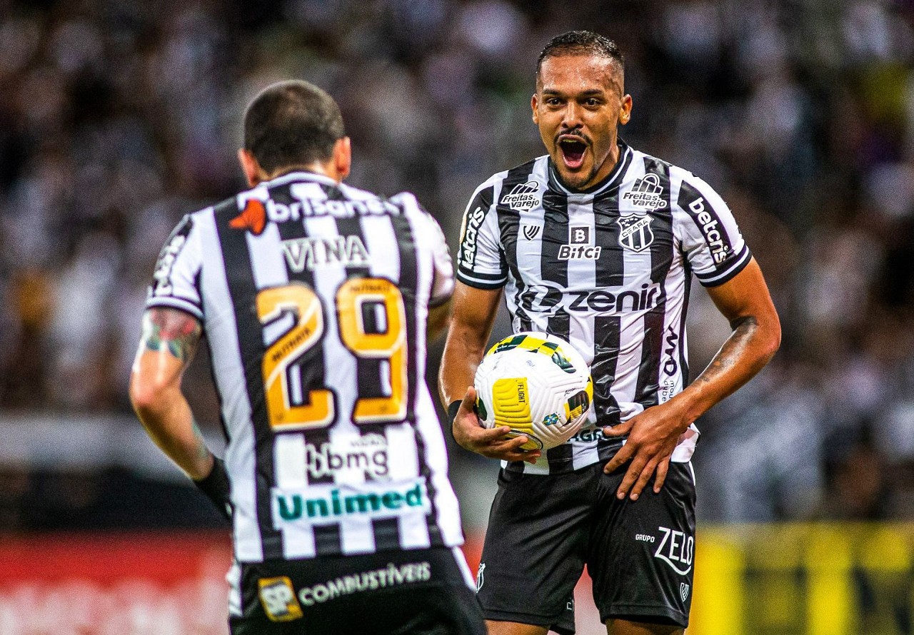 Bruno Pacheco e Vina marcaram dois dos três gols da equipe do Ceará contra o Corinthians.