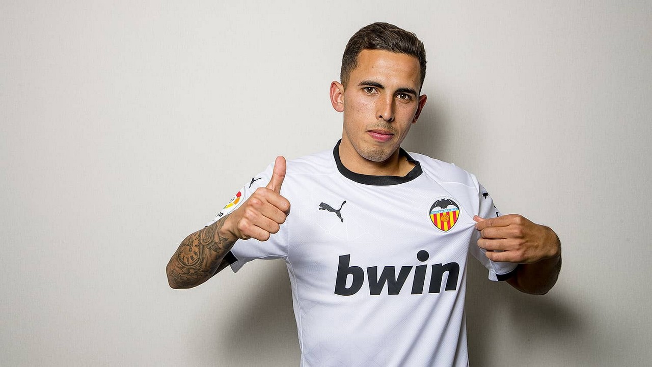 Christian Oliva destacou-se no Nacional e transferiu-se para a Europa, onde defendeu o Valencia