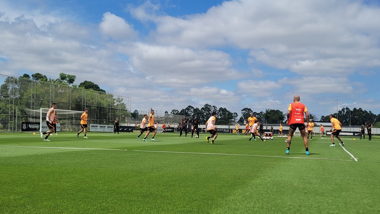 Os jogadores voltam a trabalhar nesta segunda-feira, com mais dois períodos de treinamento, visando a estreia no Campeonato Paulista