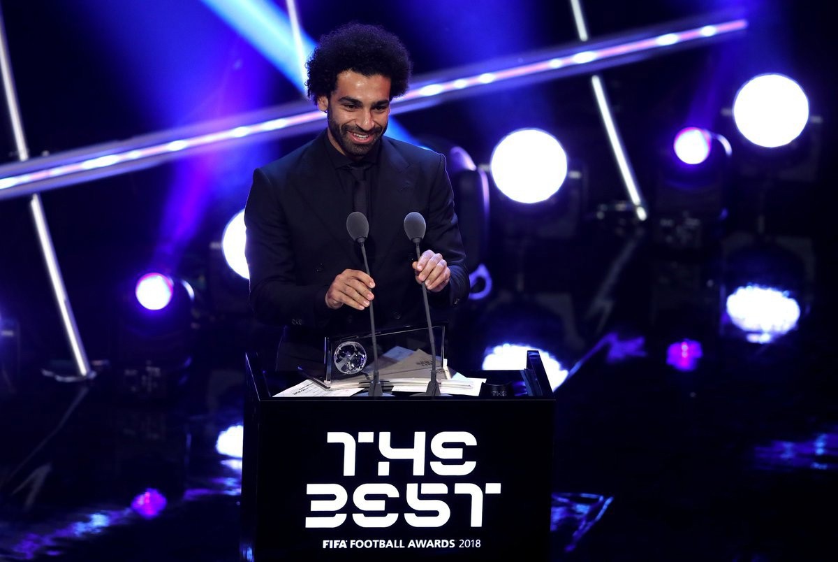Salah supera Cristiano Ronaldo e Arrascaeta e fatura gol mais bonito do ano