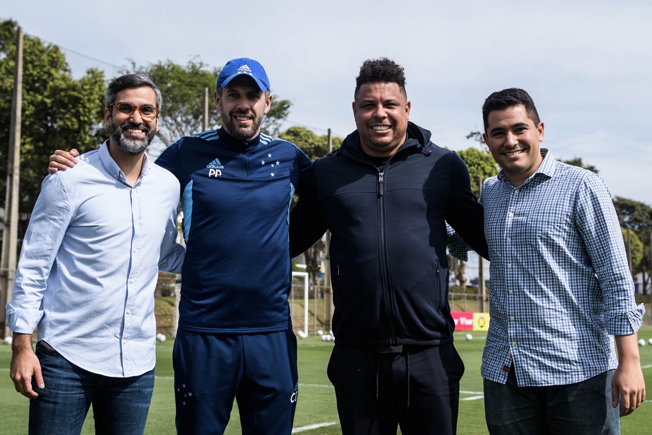 CEO do Cruzeiro, Gabriel Lima é o 'braço direito' de Ronaldo no clube celeste