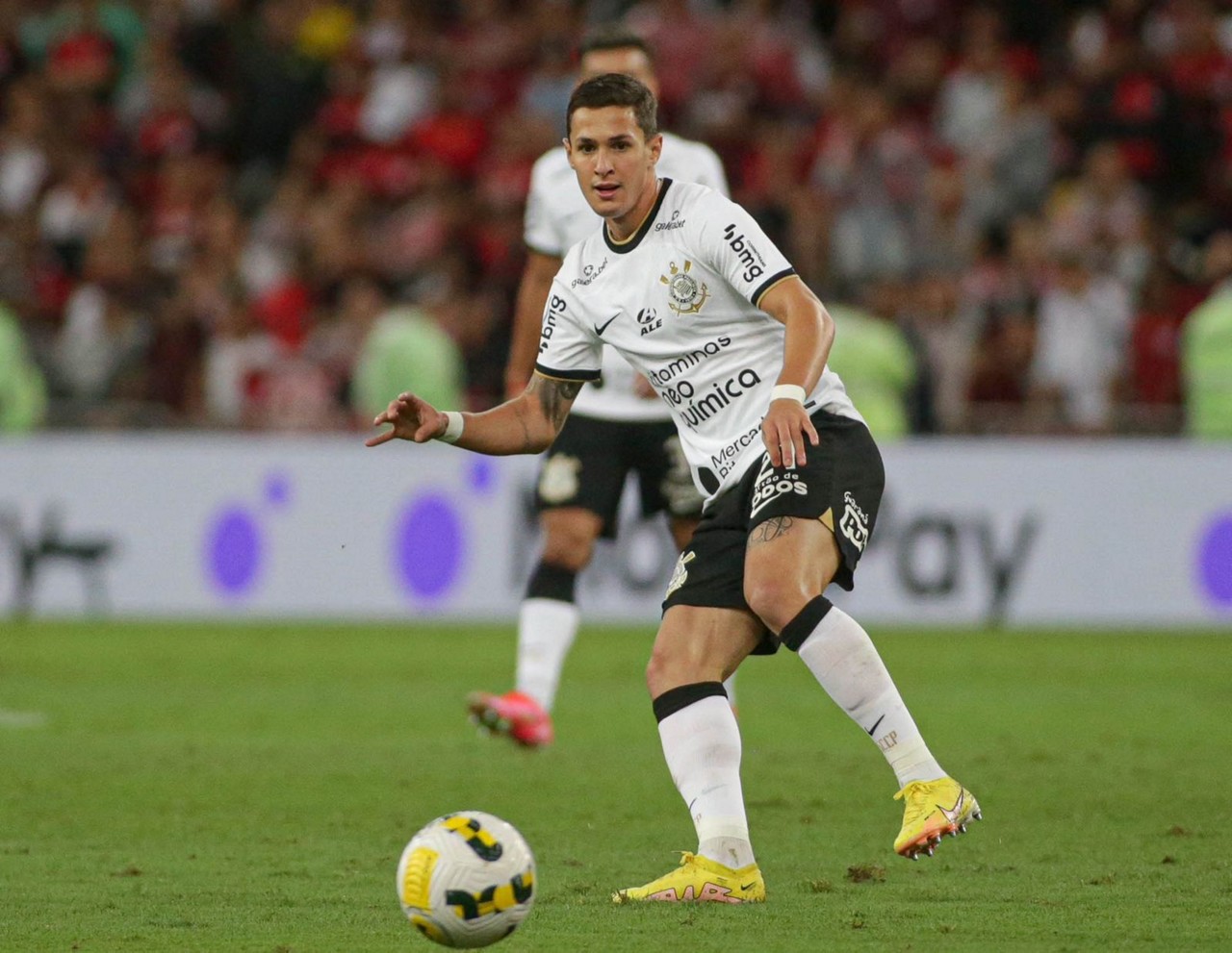 Mateus Vital, de 24 anos, tem contrato até dezembro de 2023 com o Corinthians