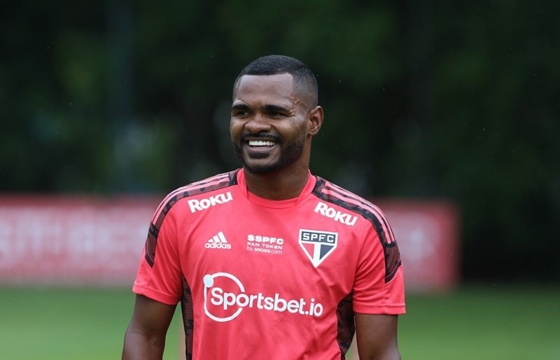 Nikão deve ser anunciado pelo Cruzeiro na próxima semana
