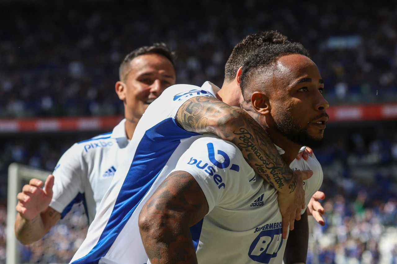 Rafa Silva marcou um dos gols da vitória cruzeirense em cima do Sampaio Corrêa no último domingo (22)