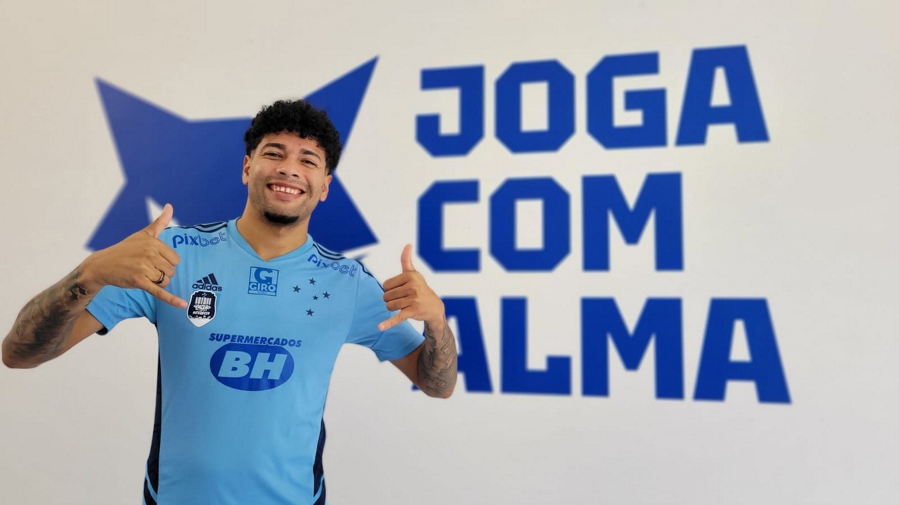 Filipe Machado se reapresentou ao Cruzeiro após passar por uma cirurgia no pulmão