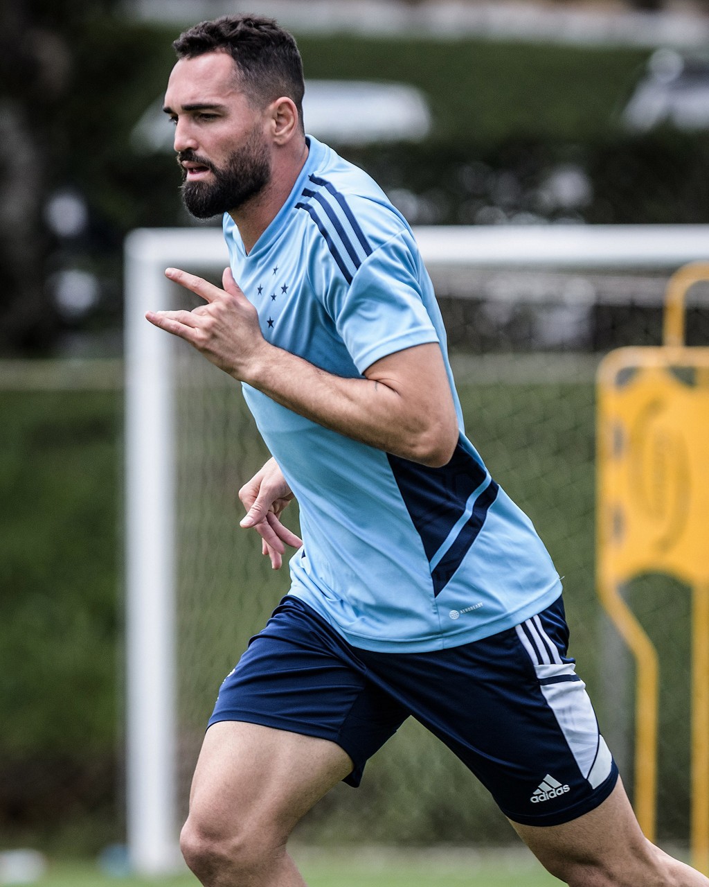 Gilberto é regularizado no BID