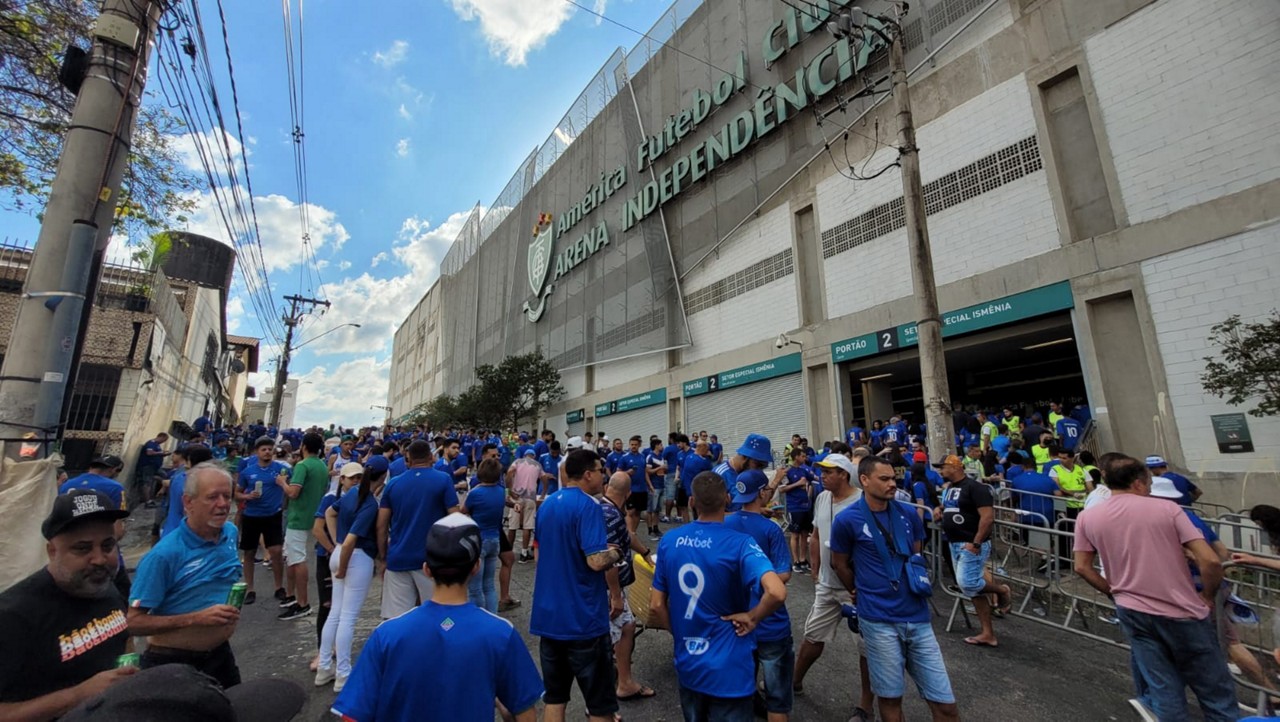 Quase 20 mil torcedores foram ao Independência