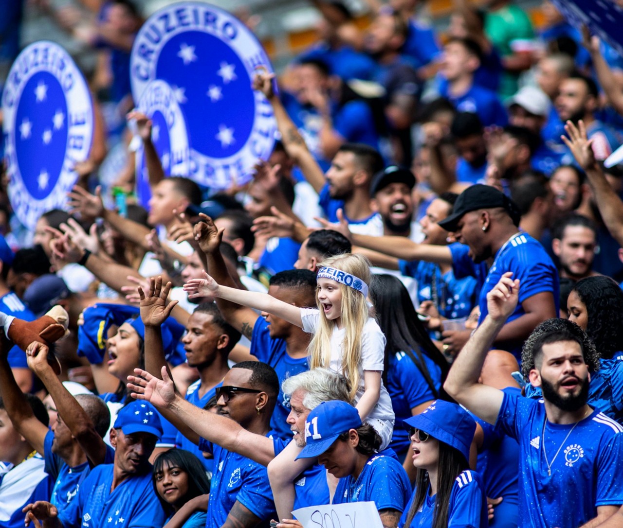 Torcida do Cruzeiro deve lotar o Mineirão mais uma vez, agora contra o Sport