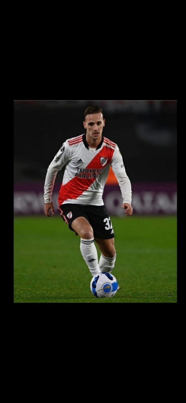 Zagueiro revelado no River Plate pode ser um dos reforços do Cruzeiro para a temporada