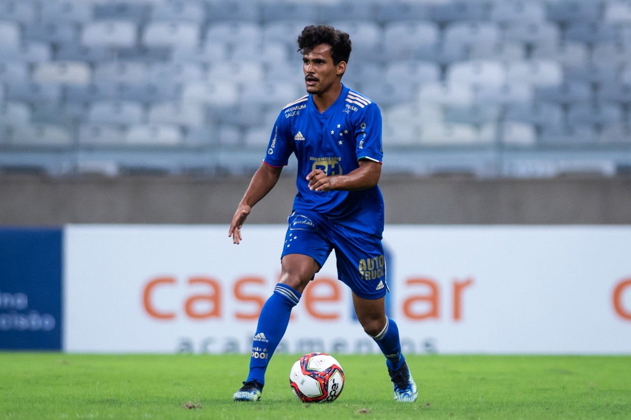 Kaiki ocupa a vaga de Marlon na esquerda