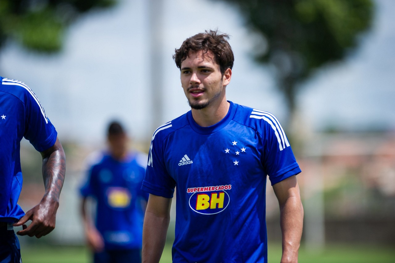 Maurício briga pela artilharia isolada do Campeonato Mineiro