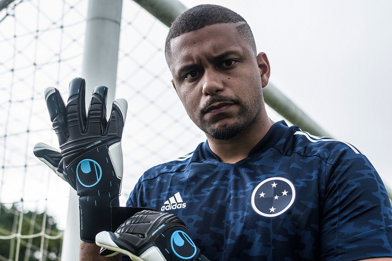Ex-Athlético-PR, goleiro Anderson foi o último reforço a ser oficializado pelo Cruzeiro nesta temporada