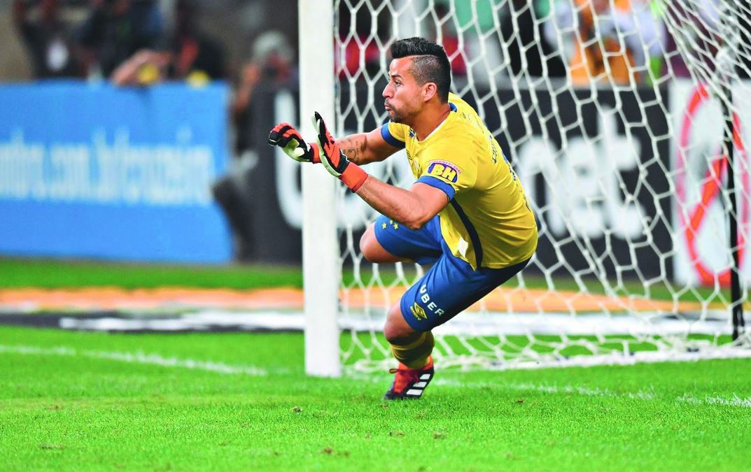 O goleiro celeste tem sido decisivo a favor do Cruzeiro nesta Copa do Brasil