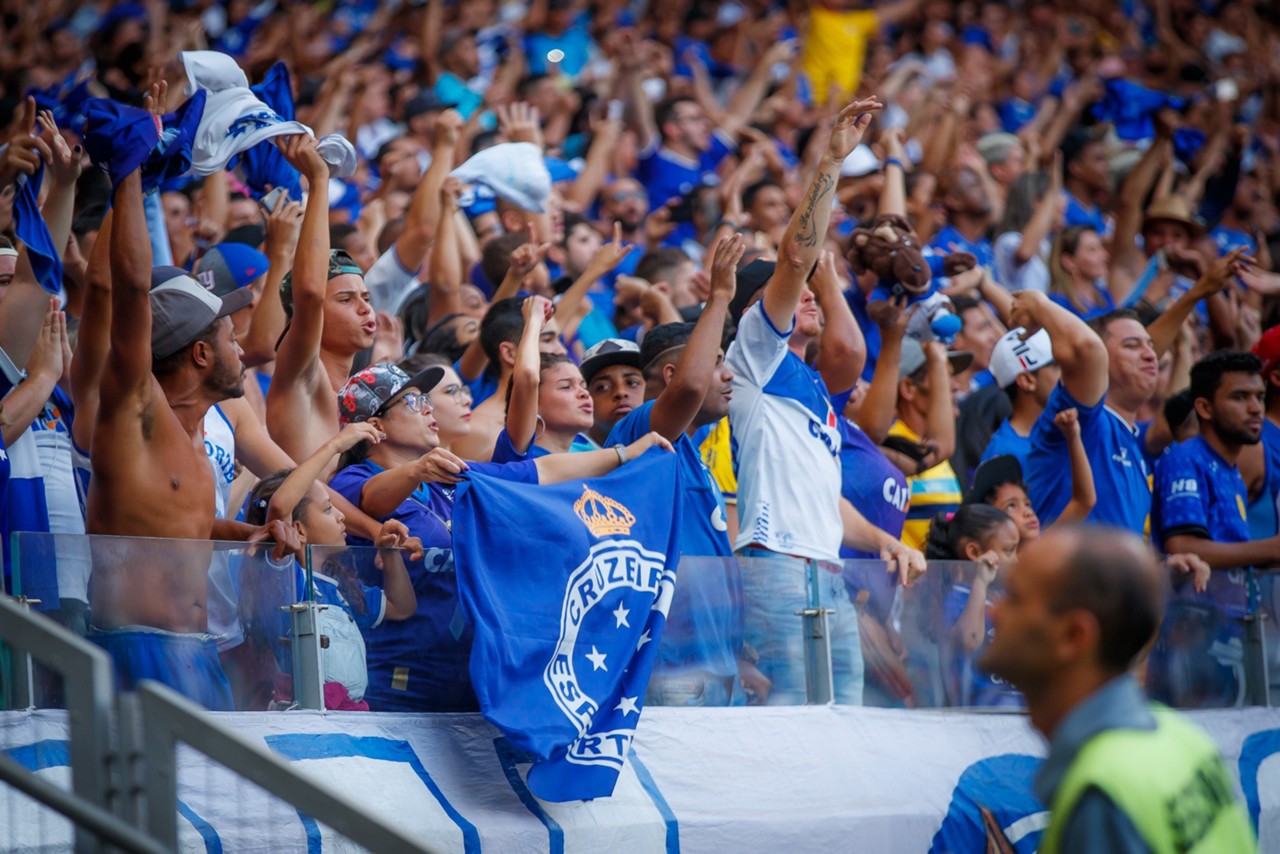 Clube conta com o apoio dos cruzeirenses para voltar a vencer no Brasileiro sob o comando de Rogério Ceni