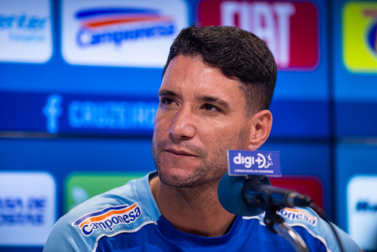 Thiago Neves destacou esforço do elenco durante sequência negativa de Mano Menezes