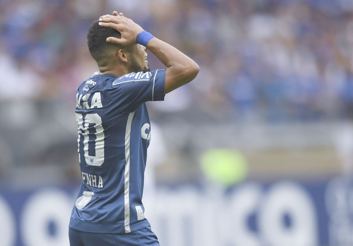 Jogador mostrou sua indignação com sucessivos erros contra o Cruzeiro