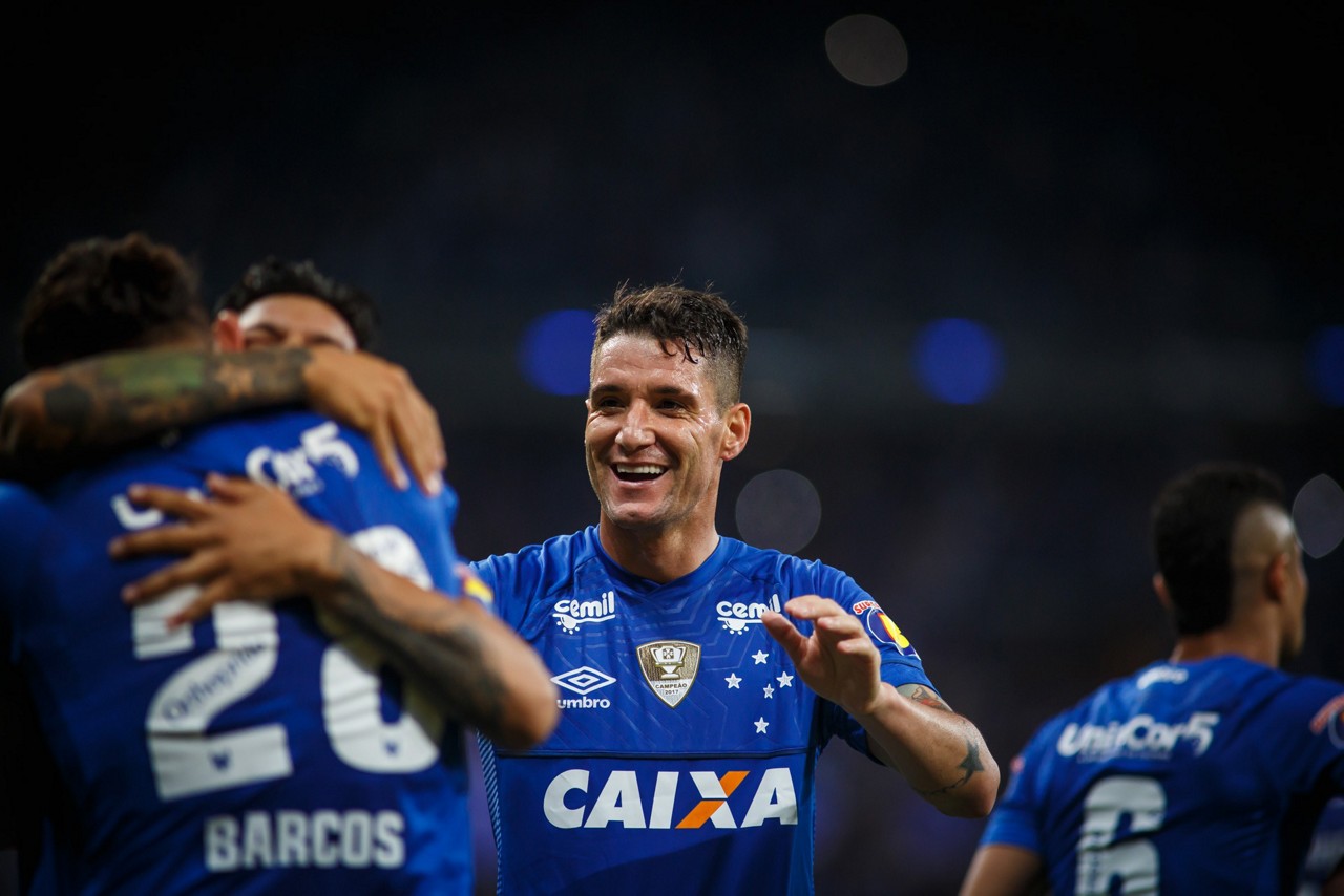 "Calamos a boca de muita gente de São Paulo", cutuca Thiago Neves