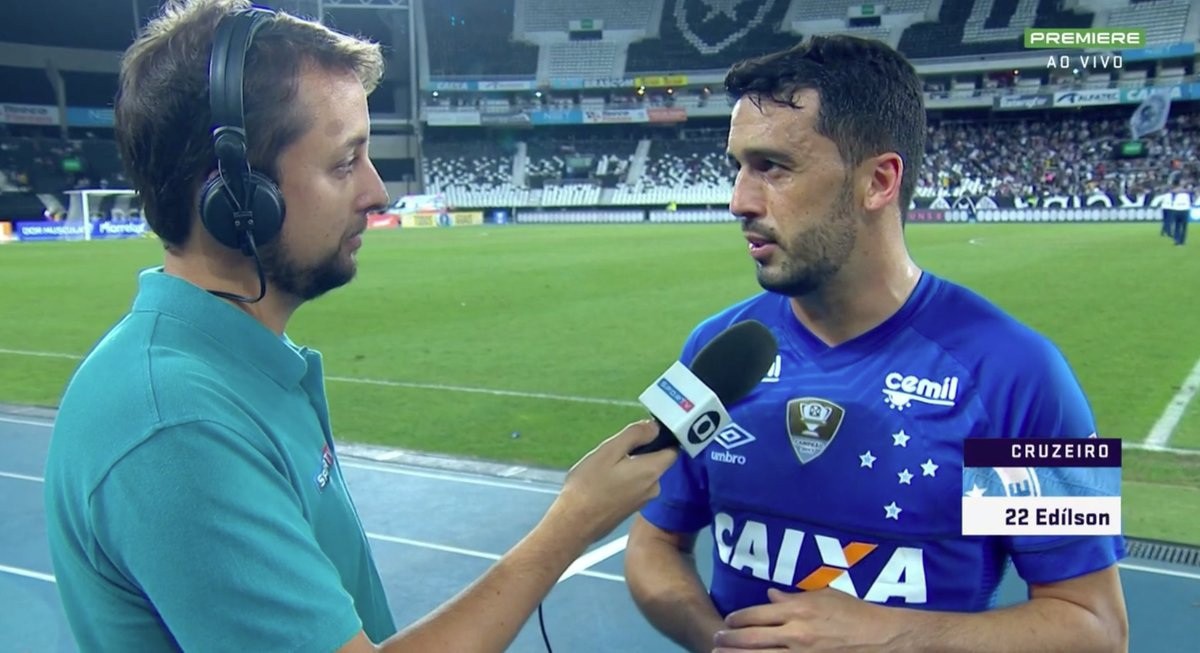 Lateral-direito Edilson reconheceu que mandou mal em lance com jogador do Botafogo