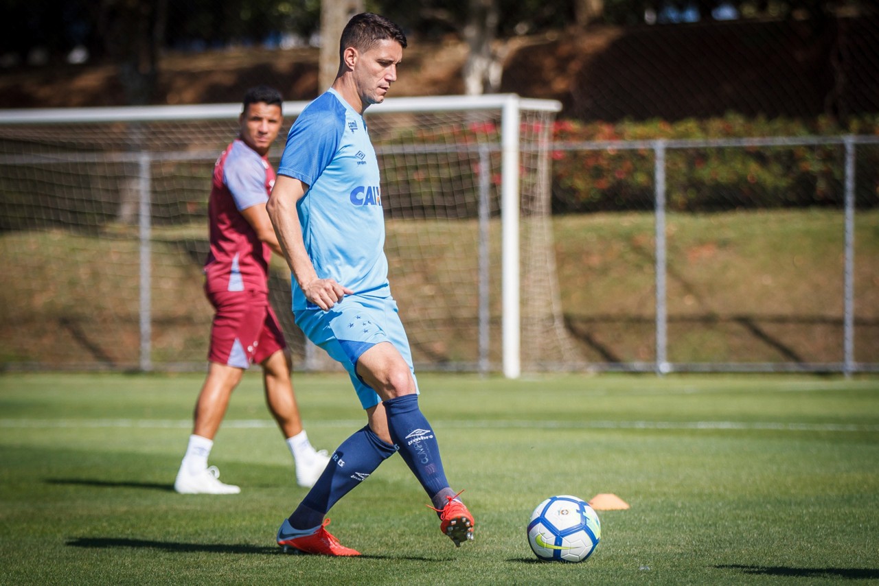 Thiago Neves vem assumindo o papel de homem gol do Cruzeiro mesmo esta não sendo sua característica