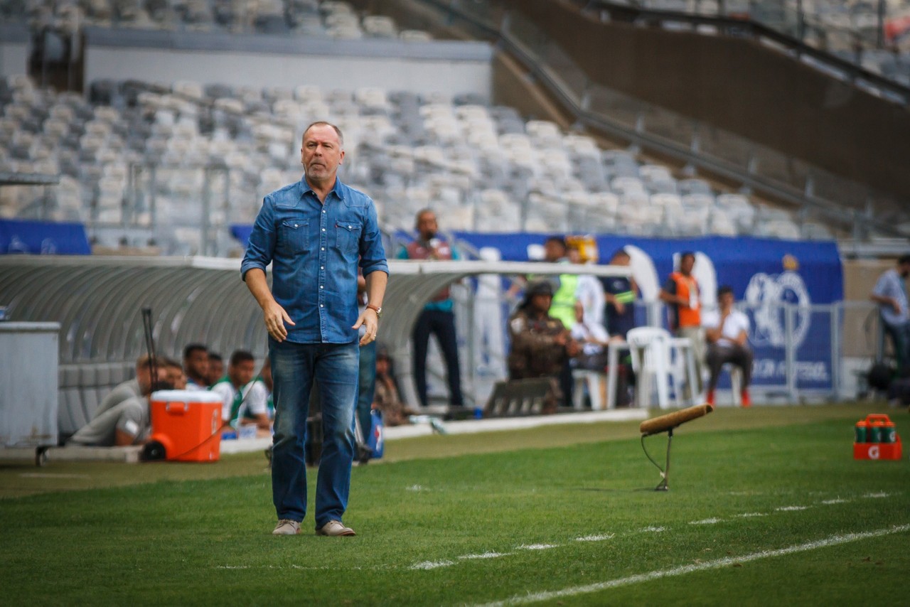 Mano Menezes avisou torcida do Cruzeiro sobre ausência de Raniel