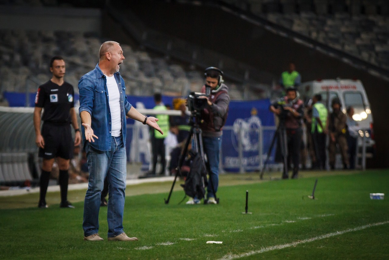 Mano Menezes está certo de que sua equipe fará um jogo de alta intensidade contra o Flamengo, na quarta-feira