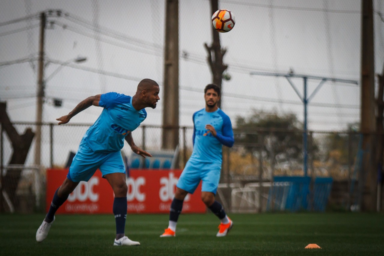 Dupla celeste é motivo de confiança para semi, principalmente pelo retrospecto contra o Palmeiras