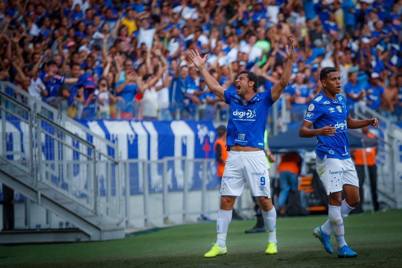 Fred chegou ao seu gol de número 17 pelo Cruzeiro nesta temporada