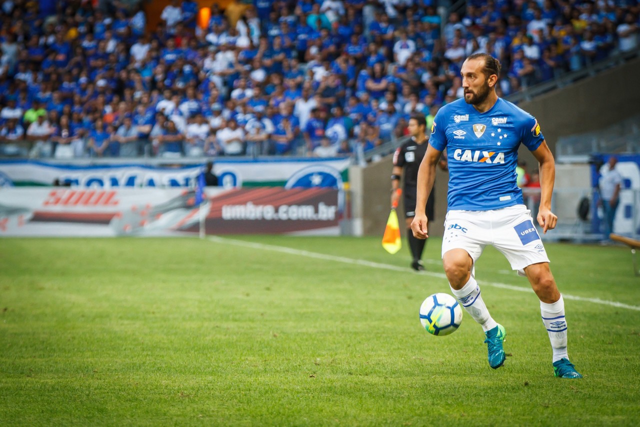 Barcos reconheceu que segue devendo melhor rendimento no Cruzeiro