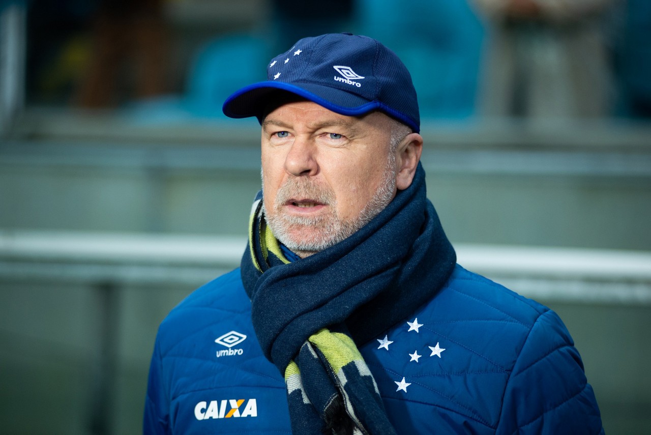 Mano Menezes vai atingir a marca de 169 jogos no comando do Cruzeiro