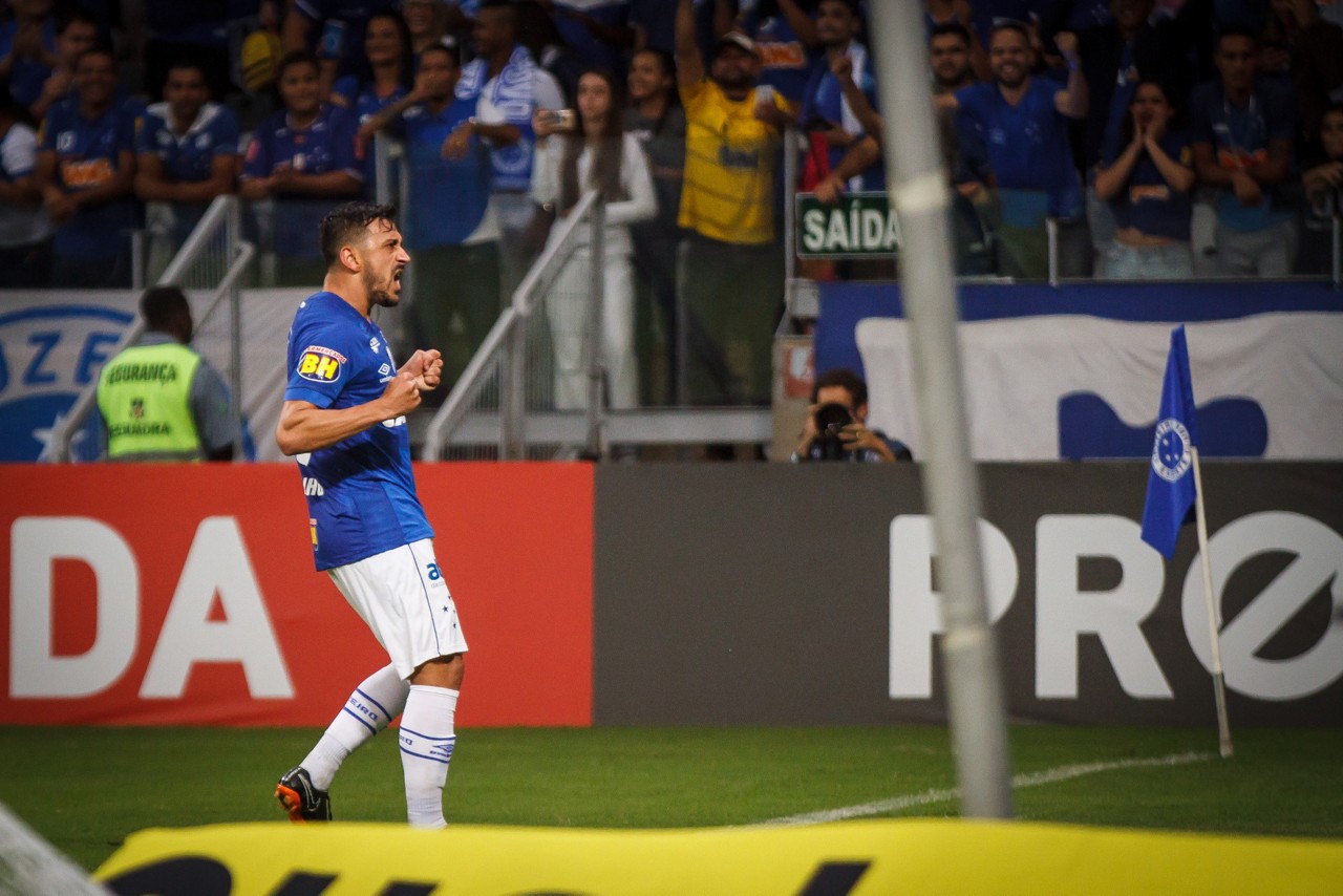 Meia será poupado contra o Internacional