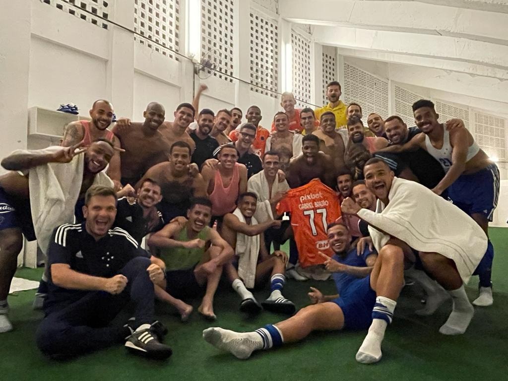 Atletas homenagearam o goleiro Gabriel Brazão