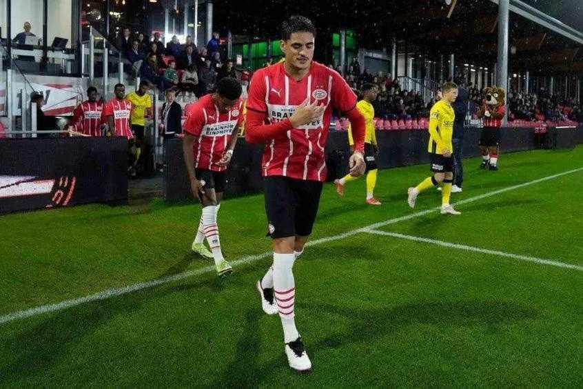 Negociado pelo Coxa ao futebol holandês em 2019, Luís Felipe fez apenas um jogo pelo time principal do PSV