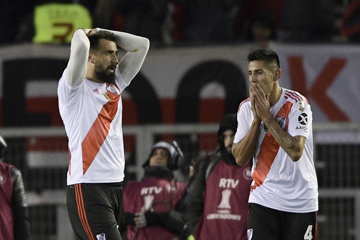 Pratto não bateu pênalti contra o Cruzeiro