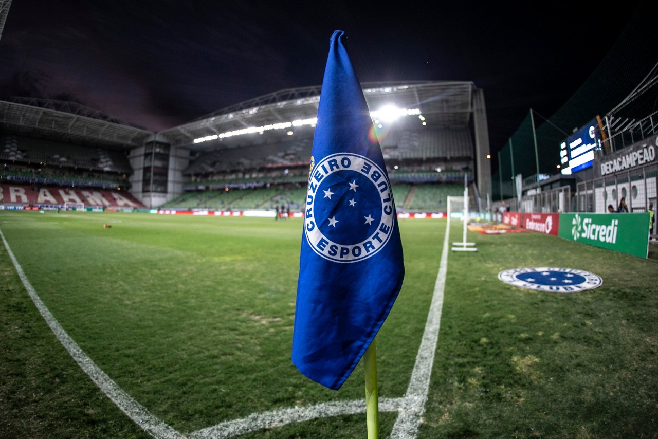 Cruzeiro enfrenta o Athletic neste sábado (28), no Independência