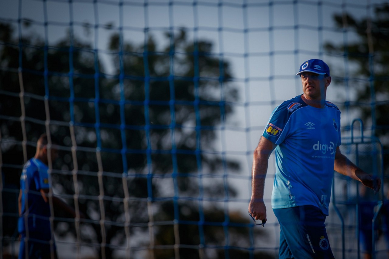 Ceni vai encarar Sampaoli em sua estreia pelo Cruzeiro