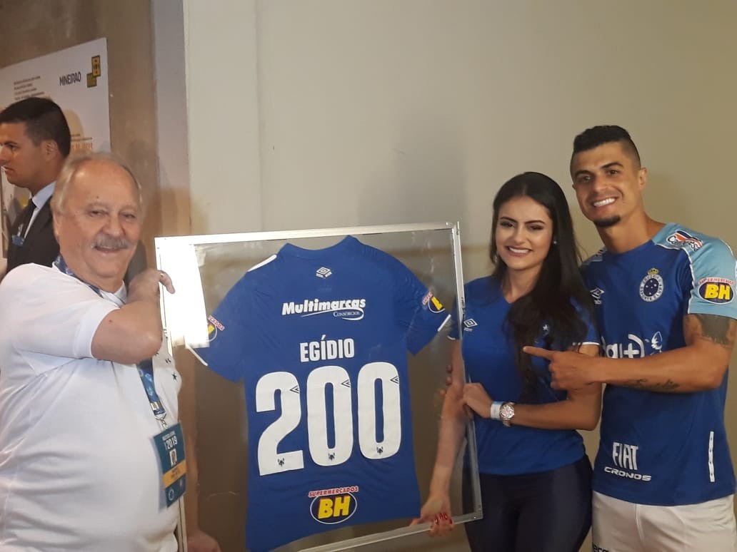 Egídio 200 jogos