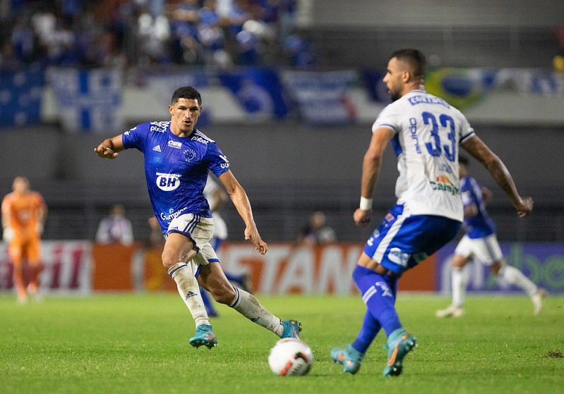 Autor do gol do Cruzeiro diante do CSA, Luvannor também teria sofrido um pênalti não assinalado pela arbitragem