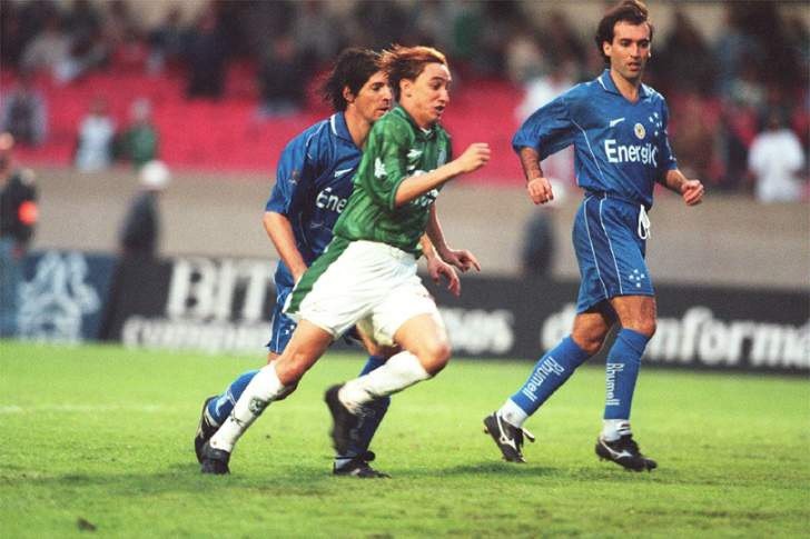 Paulo Nunes é o maior artilheiro palmeirense do clássico com o Cruzeiro: 9 gols marcados