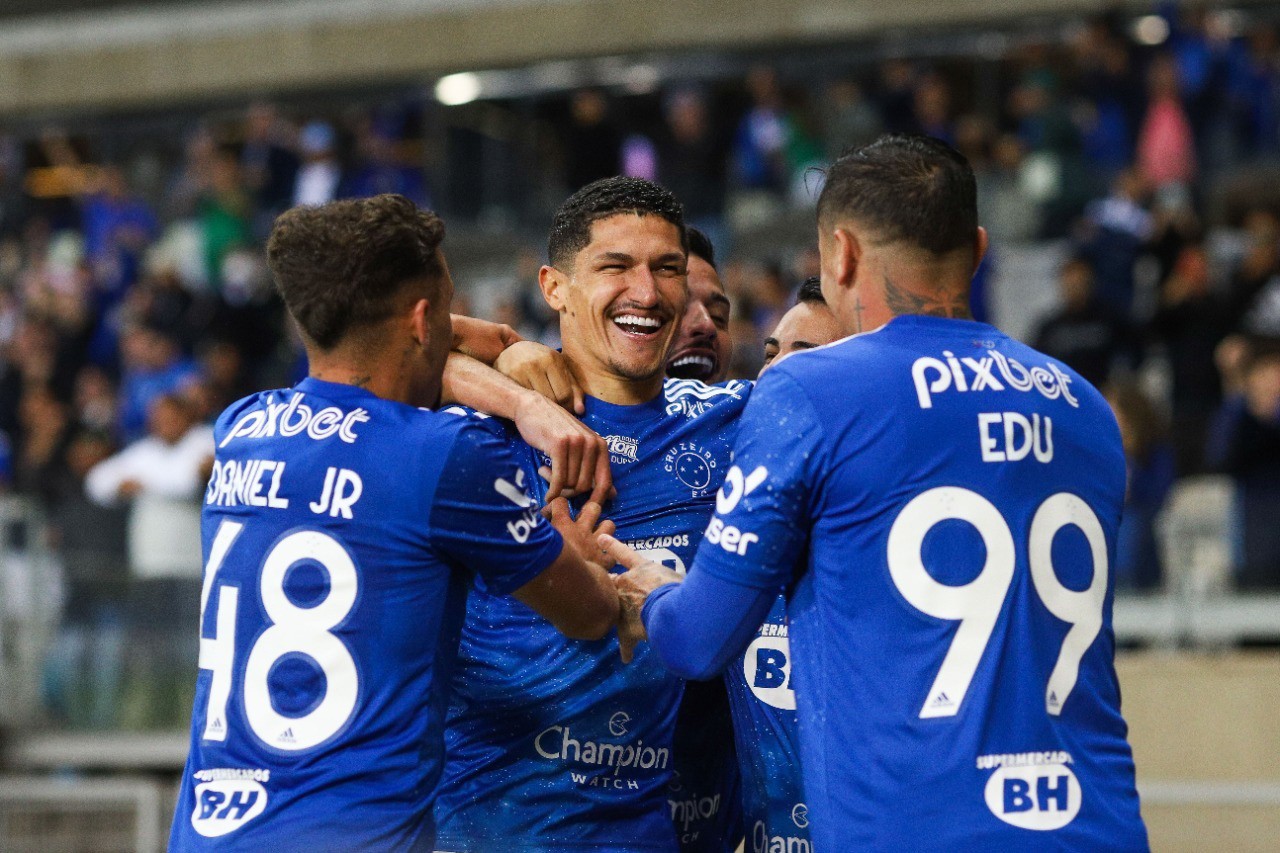 Gols foram marcados por Wagner e Luvannor