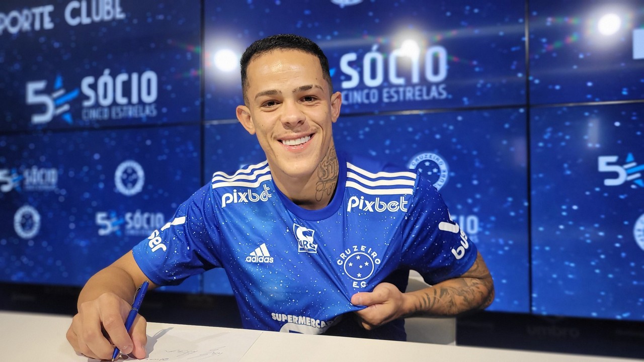 Volante Wallison é anunciado pelo Cruzeiro