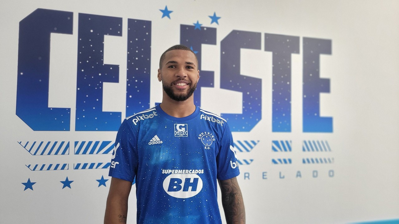 Atacante ressaltou a receptividade celeste e a força da torcida do Cruzeiro