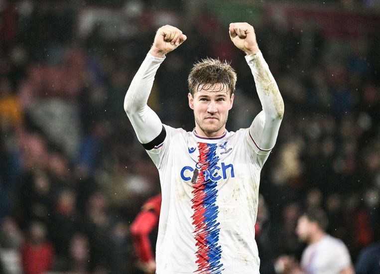 Crystal Palace e Tottenham fazem duelo londrino no Campeonato Inglês
