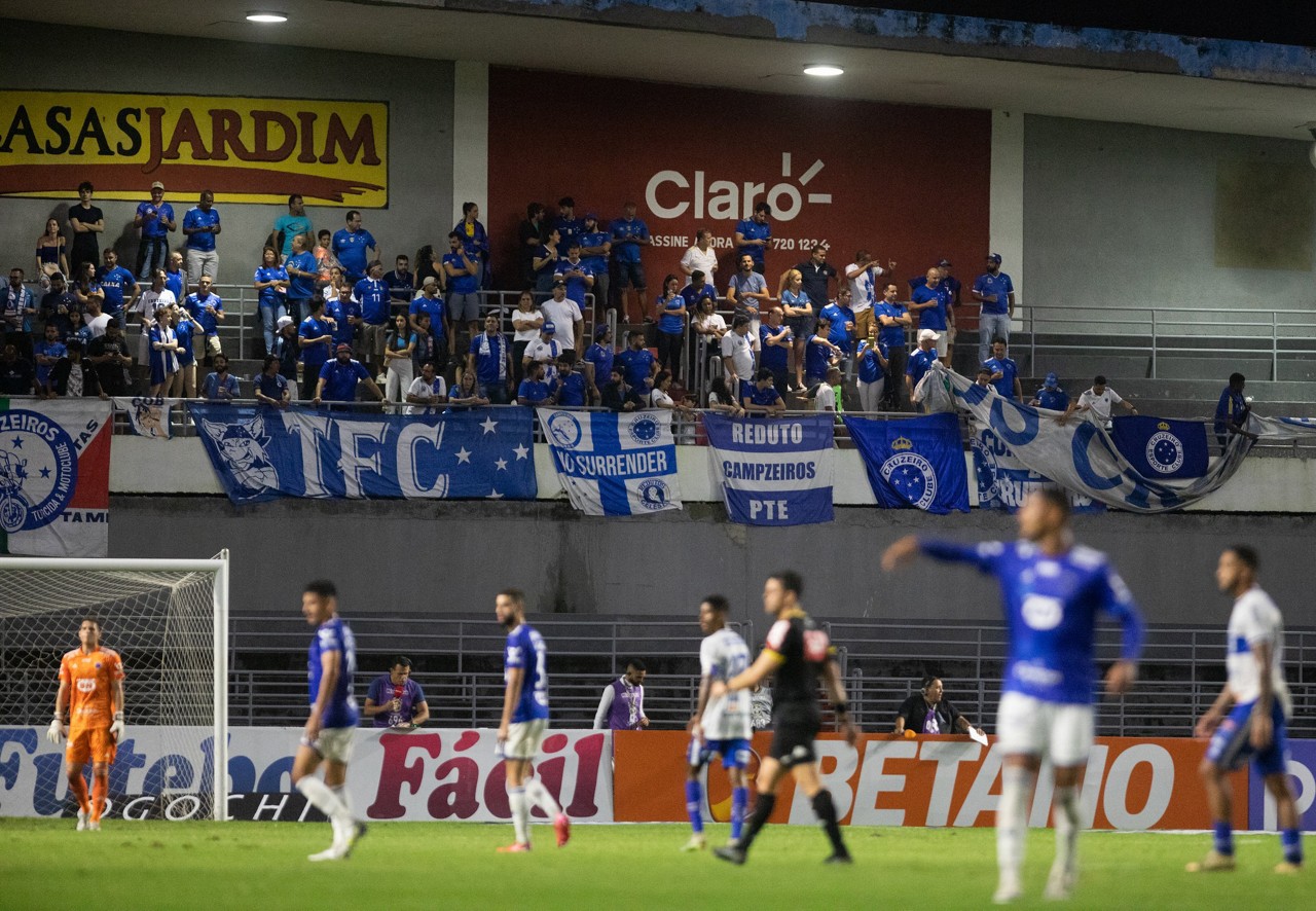 Torcida celeste compareceu ao Rei Pelé, no duelo com o CSA, em Maceió